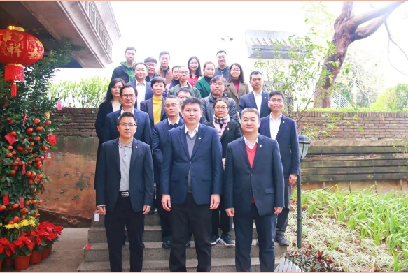 新春開工首日廣州輕工集團領(lǐng)導(dǎo)走訪慰問新仕誠公司，送祝福鼓干勁