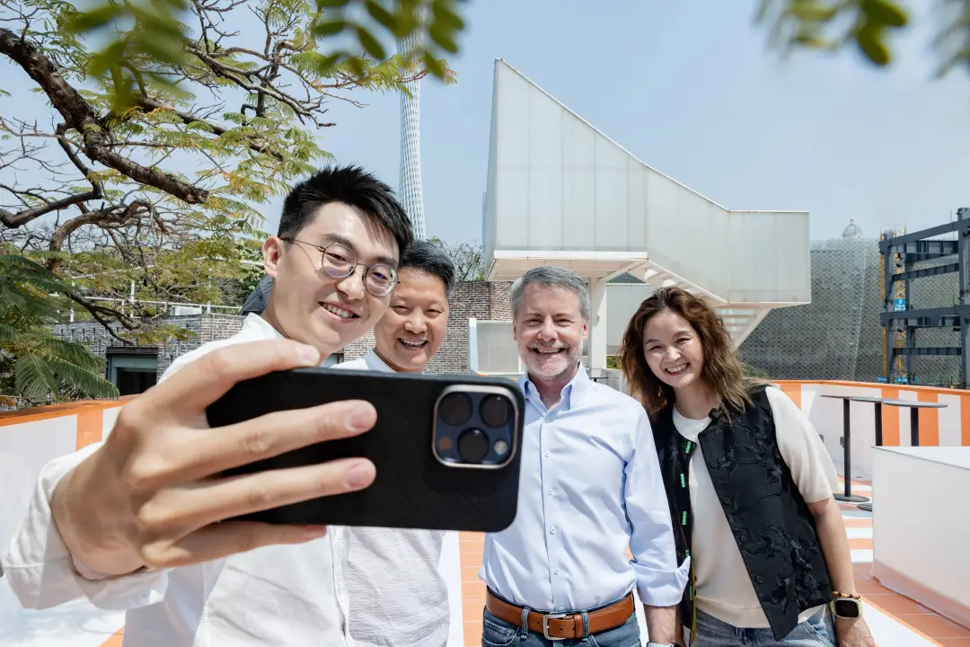 園區(qū)要聞｜蘋果全球副總裁訪問T.I.T創(chuàng)意園內(nèi)愛范兒公司，他說從沒見過這樣的公司